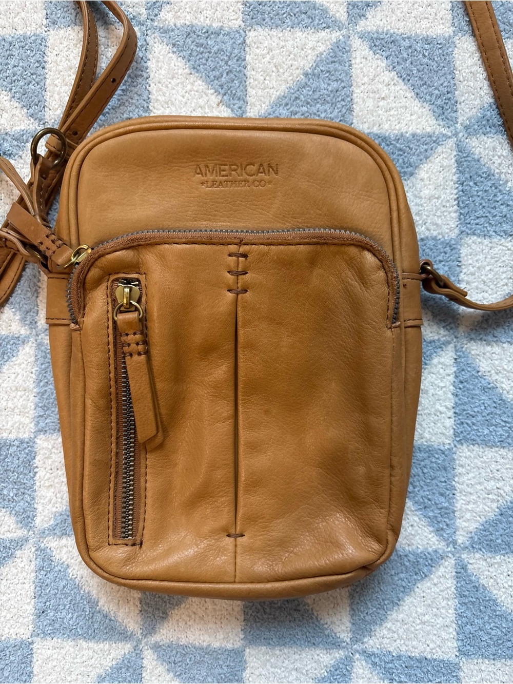 American Leather Co Cleveland NS Crossbody Cafe Latte Smooth Leather